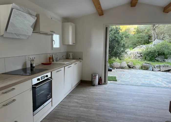 La Campagne Au Bord De La Сasa de vacaciones Porto Vecchio